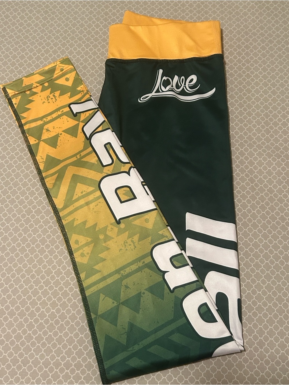 Xlusion Packers Green & Yellow Women’s Leggings